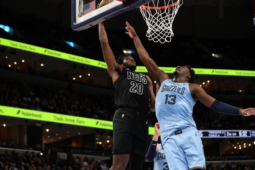 全世界的目 全世界的目